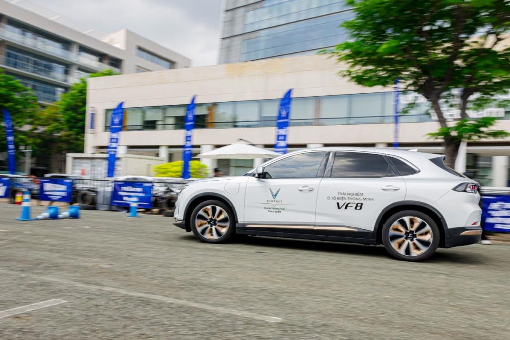 VinFast bàn giao 11.496 xe ô tô điện trong tháng 5/2025